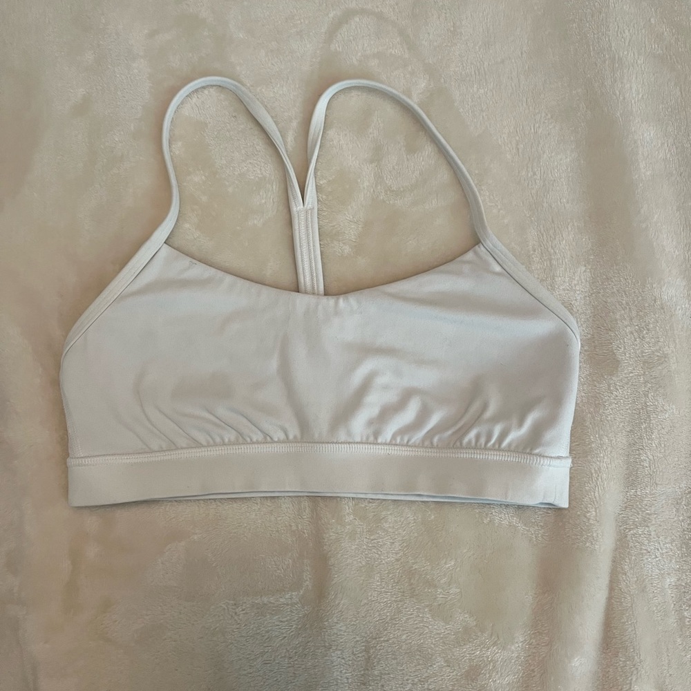 White lululemon energy bra!
